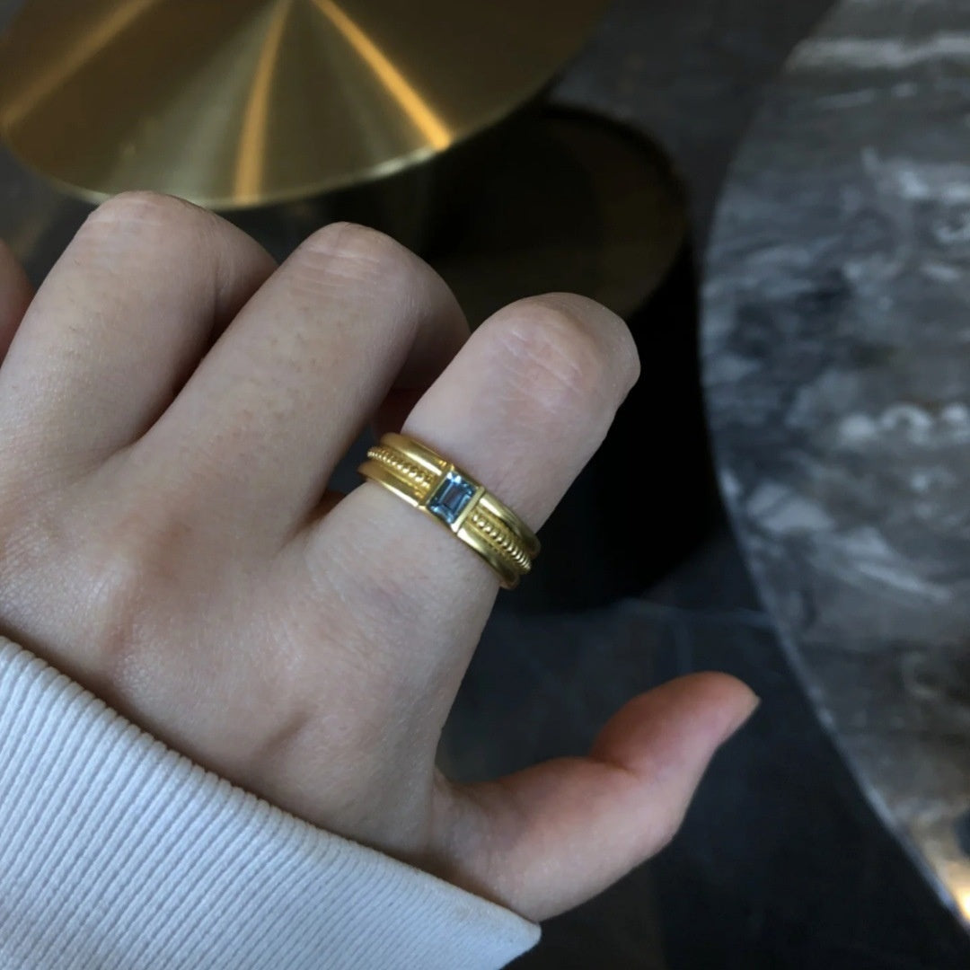 Square Lanbao Couple Light Luxury Minority Advanced Frosted Gold Ring