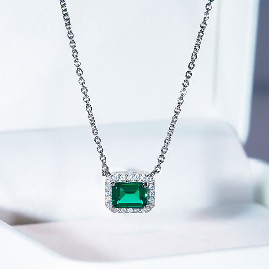 Affordable Luxury Fashion 925 Sterling Silver Platinum Plated Necklace For Women