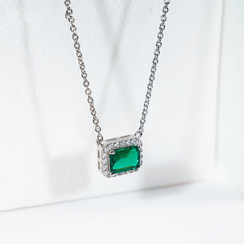 Affordable Luxury Fashion 925 Sterling Silver Platinum Plated Necklace For Women