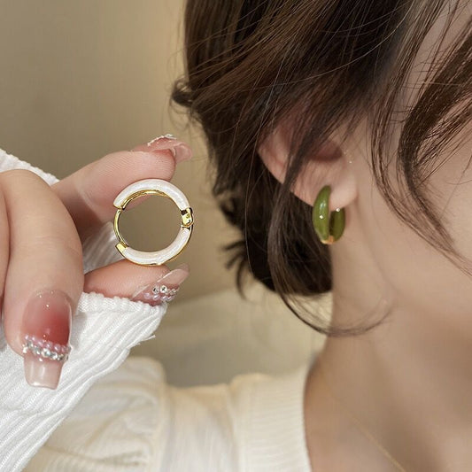 Green Dripping Oil Earclip Earrings Special-interest Design Light Luxury White Ear Ring