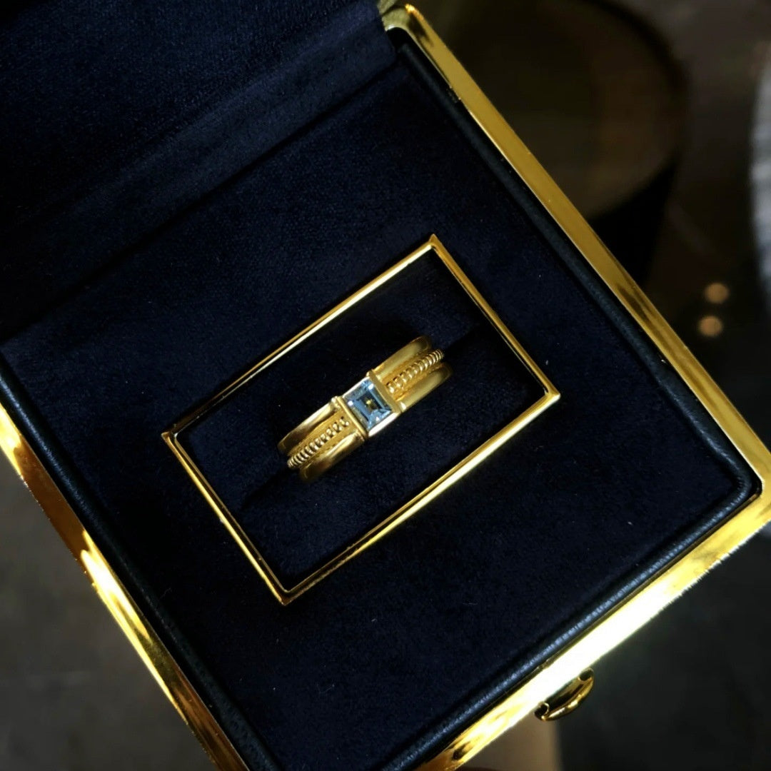 Square Lanbao Couple Light Luxury Minority Advanced Frosted Gold Ring