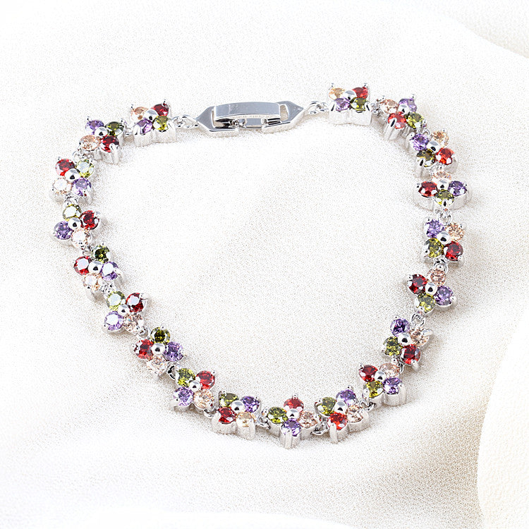 Small Flower Zircon Bracelet