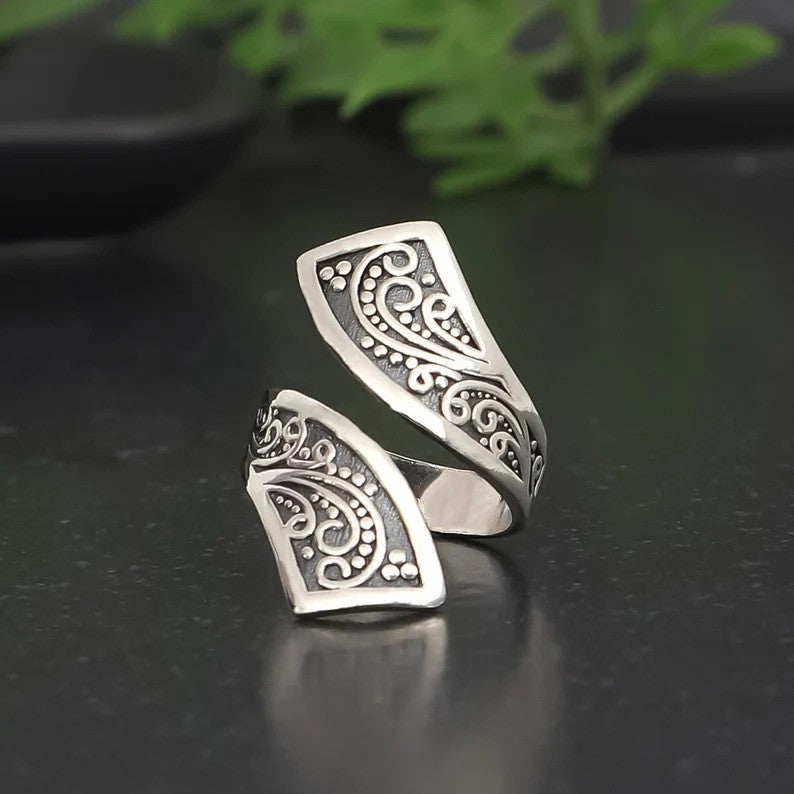 Retro Fashion Minimalism Personality Female Ring